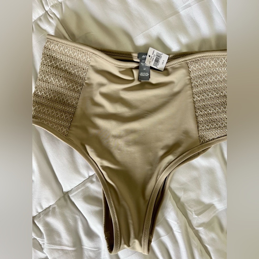 NEVER WORN aerie beige high waisted bathing suit bottom
